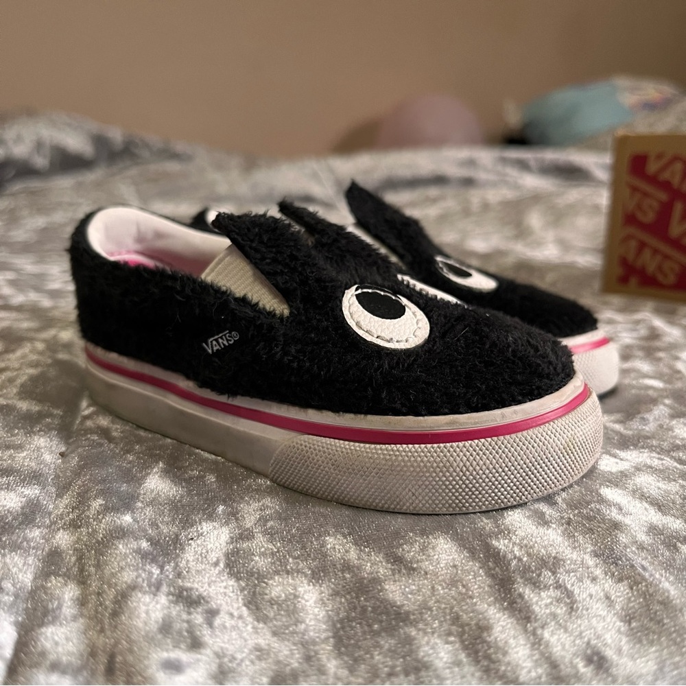 Black white pink “party fur” slip on toddler vans